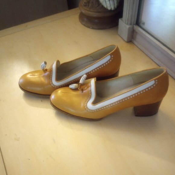 Rosina Ferragamo Schiavone - Picture 1 of 4